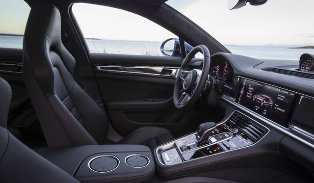 sapphire blue metallic