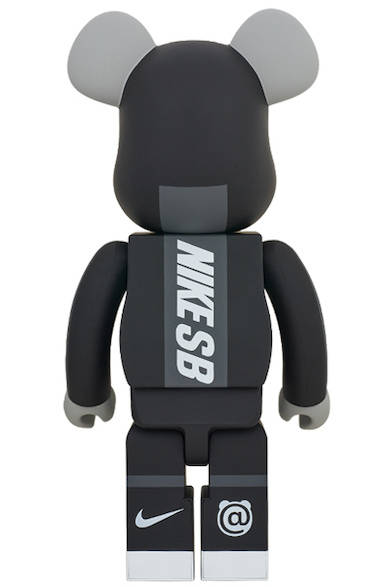 BE@RBRICK NIKE SB BLACK 1000％