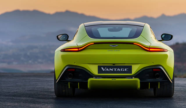 astonmartin-vantage_17