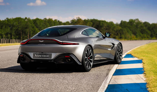astonmartin-vantage_49