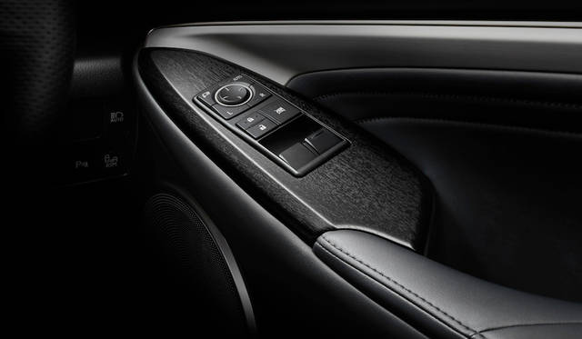 RC350 特別仕様車 “F SPORT Prime Black”