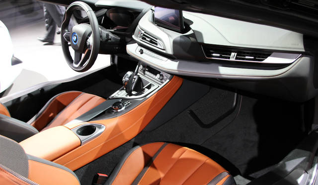 ロサンゼルス・オートショー2017|LOS ANGELES AUTO SHOW 2017046 BMW i8 Roadster