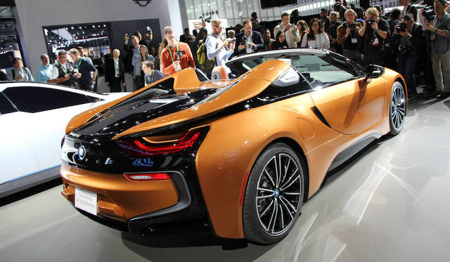 ロサンゼルス・オートショー2017|LOS ANGELES AUTO SHOW 2017047 BMW i8 Roadster