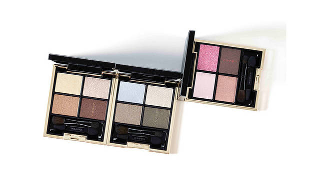 <strong>SUQQU デザイニング カラー アイズ</strong> <BR>シーズンごとに話題を呼ぶスックのアイシャドウパレット「デザイニング カラー アイズ」から、春の新色2色と限定色1色が登場。今シーズンは、いずれのハイライトカラーも、色がほどけてニュアンスだけが残る、極めて柔らかな発色が特徴だ。さらに、どのパレットにも新処方を採用したラディアントカラーと呼ばれる煌びやかなグリッターがセットされており、単独でも、アクセントカラーと混ぜても使用できる。  <BR>新色2色/限定色1色 各6800円（税抜）<BR> 発売日｜1月19日（金）