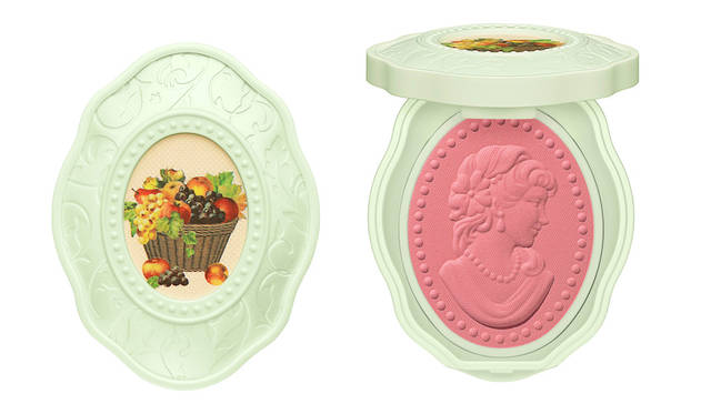 美発色の別格ルージュと“朝食”をイメージしたコレクション