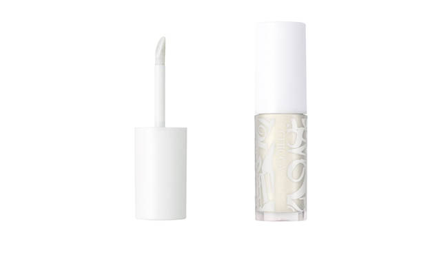 <strong>キッカ メスメリック ウェットリップオイル</strong><BR>自然に濡れたような艶と、にじみ出るような“うるみ”発色が特徴の“水紅”と呼びたくなるほど、みずみずしいオイルリップ。適量がとれる短毛ブラシで、ナチュラルに濡れた仕上がりに。美容液から発想したオイルが心地よく伸び、唇を乾燥から守る。<BR>全1色（限定色）<BR>保湿成分｜スウィートアーモンド油、オリーブ油、ヒマワリ油、ホホバ油、植物性スクワラン、ヒアルロン酸<BR>価格｜3200円（税抜）