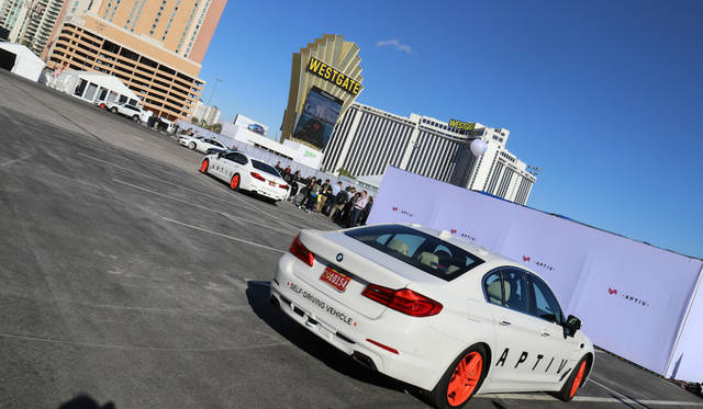 Aptiv × Lyft : Self-Driving BMW