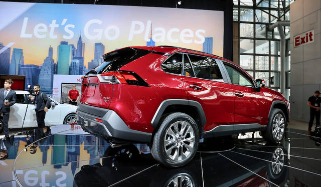 新型RAV4は2.5リッターと2.5リッターハイブリッドが予定されている