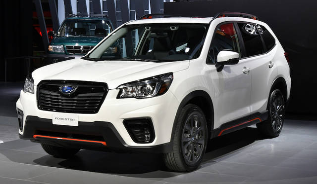 新型スバル「フォレスター」は新しいグローバルプラットフォームに、2.5リッター水平対向エンジンにシンメトリカルAWDシステム