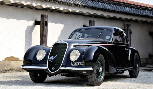 Touring Early Italian（1951年以前に作られたイタリアのメーカーでトゥーリングのボディを纏った最も優れているクルマ）…1939年アルファロメオ6C2500SSスポーツベルリネッタ