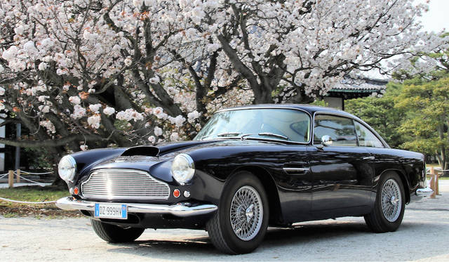 Touring Foreign（イタリア以外のメーカーでトゥーリングのボディを纏った最も優れているクルマ）…1959年アストンマーティンDB4 3.7