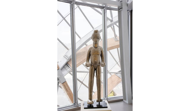 IBO 2008 年 ブロンズにクロムメッキ 86 x 25 x 16 cm © Adagp, Paris 2018