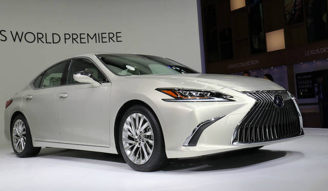 Lexus ES