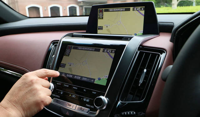 Toyota Crown G（L4 2.5HV）｜トヨタ クラウン G（直4 2.5ハイブリッド）