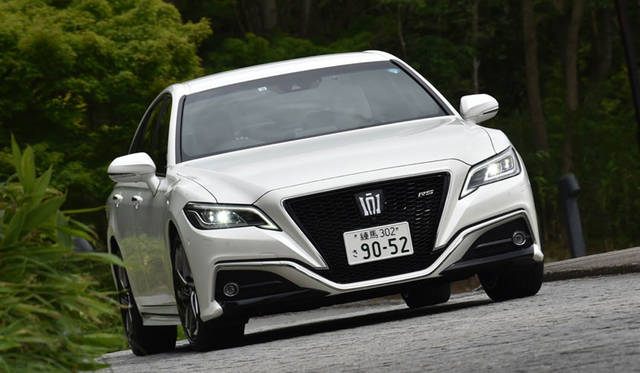 Toyota Crown RS（L4 2.0T）｜トヨタ クラウン RS （直4 2.0ターボ）
