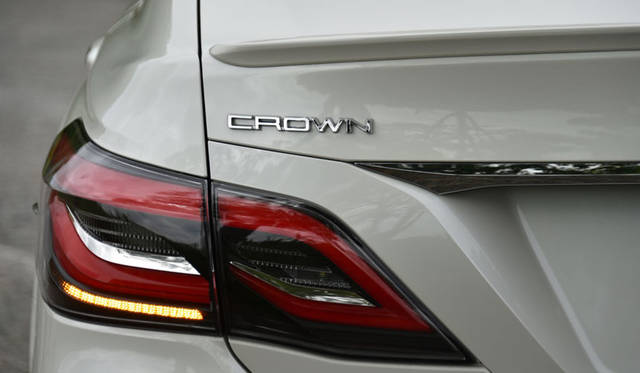 Toyota Crown RS（L4 2.0T）｜トヨタ クラウン RS （直4 2.0ターボ）