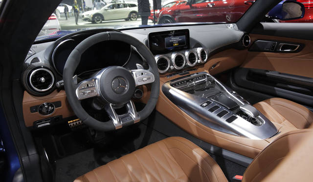 Mercedes-AMG GT C Roadster｜メルセデスAMG GT C ロードスター