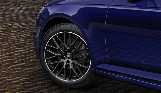 Audi A4 black elegance｜アウディA4 ブラックエレガンス