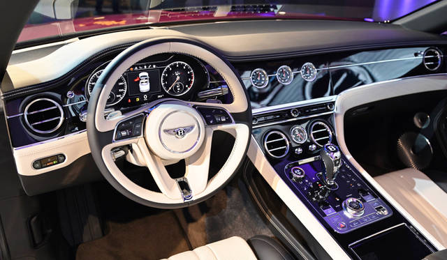 Bentley Continental GT Convertible<br> ベントレー コンチネンタル GT コンバーチブル<br>