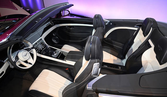 Bentley Continental GT Convertible<br> ベントレー コンチネンタル GT コンバーチブル<br>