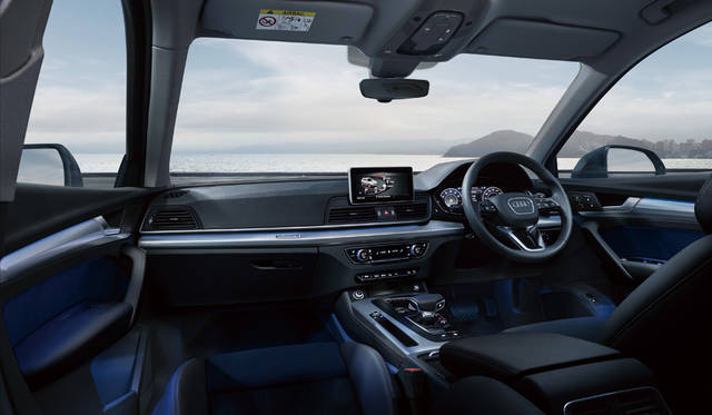 Audi Q5 40 TDI 1st edition black styling<br>アウディ Q5 40 TDIファースト エディション ブラック スタイリング