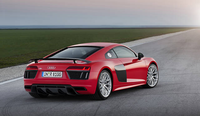 The second generation 2015: Audi R8 V10 plus