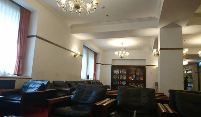 <strong>山の上ホテル</strong><br>住所｜東京都千代田区神田駿河台1-1<br>TEL｜03-3293-2311（代表）<br>※2019年4月30日～11月30日、工事により休館予定