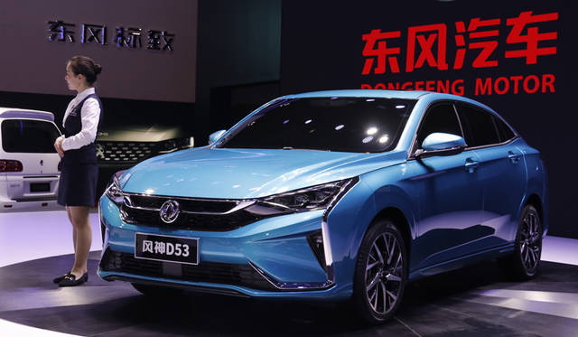 64 Dongfeng Fengshen D53