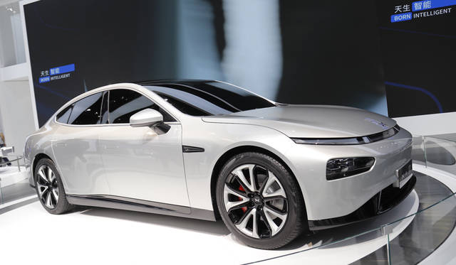 68 Xiaopeng P7