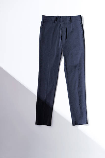 <strong>メカニカルストレッチオックス パンツ</strong><br>2万1000円（税抜）