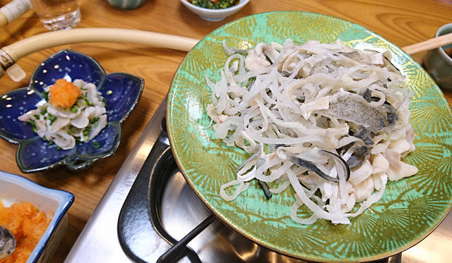 <strong>三浦屋</strong><br>  住所｜東京都台東区浅草2-19-9<br>  TEL｜03-3841-3151<br> 営業｜12:00-21:30 <br> 定休｜4月～7月 毎週水・木曜日 <br>8月 1ケ月休業 <br>9月 毎週水・木曜日 <br>10月 毎週水曜日 <br>12月31日～1月2日