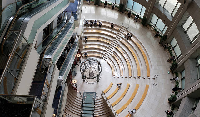 <strong>ホテルニューオータニ</strong><br>住所｜東京都千代田区紀尾井町4‐1<br>TEL｜03-3265-1111（代表）