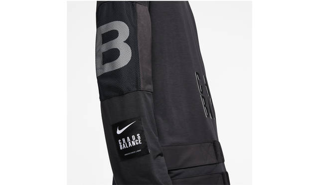 030_nike_openers