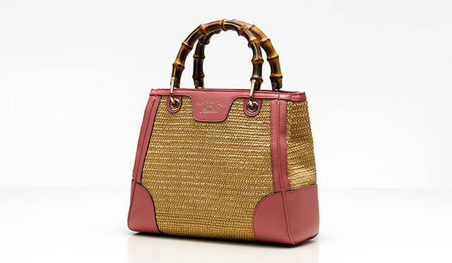 ストローハンドバッグ　16万4160円（グッチ／グッチ ジャパン）