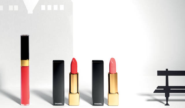 左より、レーヴル サンティヤント 192＊ 3564円、ルージュ アリュール 152、154＊ 各4212円（＊は限定色）