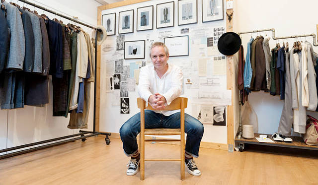 デザイナー兼クリエイティブ・ディレクターのサイモン・テイラー氏