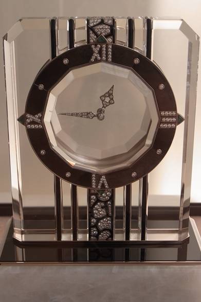 <strong>La Biennale Paris｜パリ・ビエンナーレ 2014</strong><br /><br />CARTIER｜カルティエ<br /><br />パーソナルオーダーされたヴィンテージ置時計