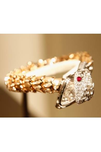 <strong>La Biennale Paris｜パリ・ビエンナーレ 2014</strong><br /><br />BVLGARI｜ブルガリ<br /><br />ブルガリのアイコン、セレベンティ（蛇）のブレスレット