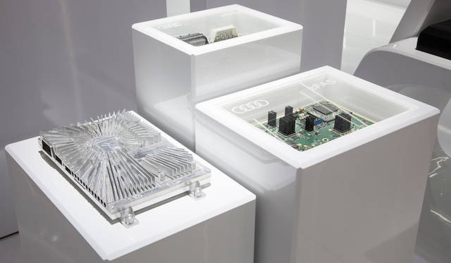 アウディドライバーアシスタンスを司る、中枢コンピューター