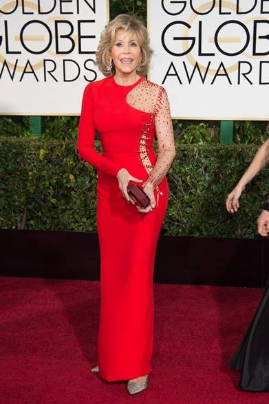 Jane Fonda｜ジェーン・フォンダ<br /><br />ドレス：﻿ヴェルサーチ<br />サンダル：ジミー・チュウ