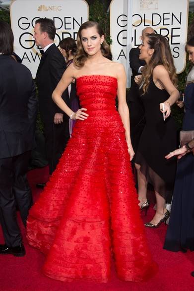 Allison Williams｜アリソン・ウィリアムズ<br /><br />ドレス：アルマーニ プリヴェ