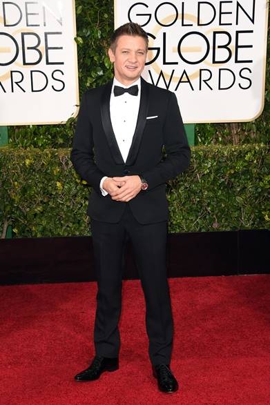 Jeremy Renner｜ジェレミー・レナー<br /><br />タキシード：ジバンシィ バイ リカルド ティッシ