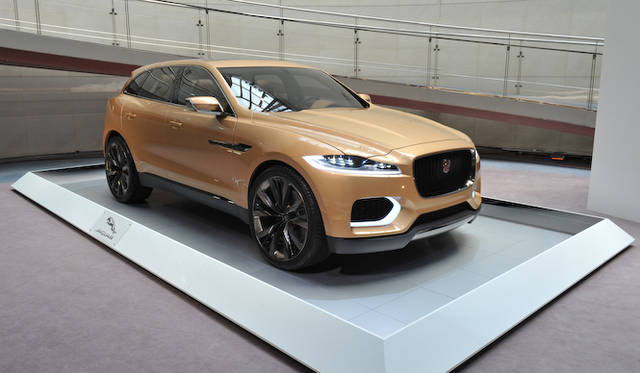 C-X17コンセプトは日本でも公開された