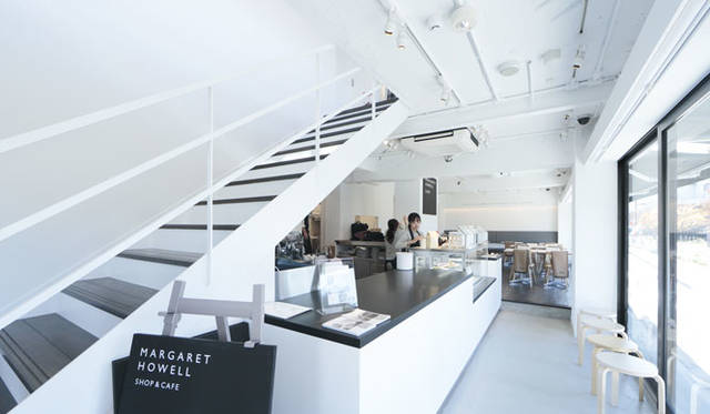 「MARGARET HOWELL SHOP&CAFE 吉祥寺」1階