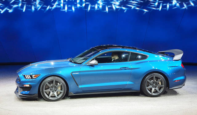 Ford Shelby GT350 Mustang|フォード シェルビー GT350 マスタング