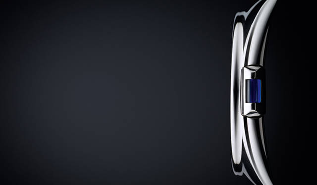 <strong>クレ ドゥ カルティエ</strong></br> 直径｜40mm</br> ムーブメント｜自動巻き（Cal.1847 MC）</br> 機能｜日付表示</br> 発売時期｜4月予定</br>  カルティエ カスタマー サービスセンター</br> 0120-301-757</br> http://www.cartier.jp