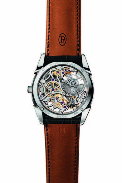 <strong>トンダ 1950 スケルトン</strong><br/>ケース｜18KWG<br/>直径｜39mm<br/>厚さ｜7.8mm<br/>ムーブメント｜自動巻き（Cal.PF705）<br/>ストラップ｜アリゲーター<br/>防水性｜30ｍ<br/>発売時期｜2015年春予定<br/>税込予価｜533万2500円<br/><br/>パルミジャーニ・フルリエ・ディストリビューション・ジャパン<br/>Tel.03-5413-5745<br/>http://www.parmigiani.ch/<br/>