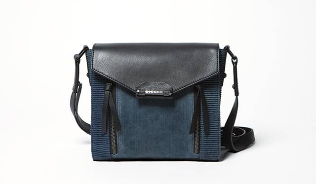 ミディアム クロスボディ バッグ価格｜4万2120円