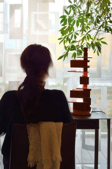 フランク・ロイド・ライトコレクションシリーズ「TALIESIN™ 4」ウォルナット材