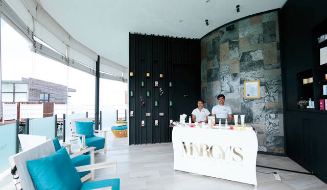 スパ施設の受付